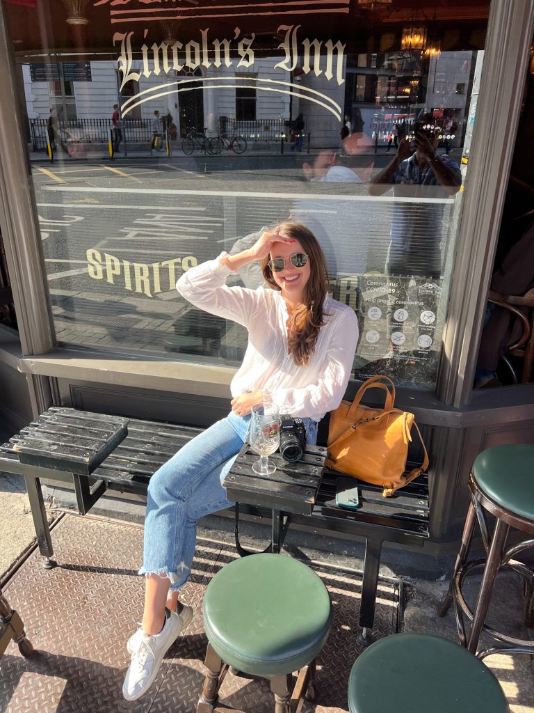 white sneaker casual outfit white sneaker casual outfit