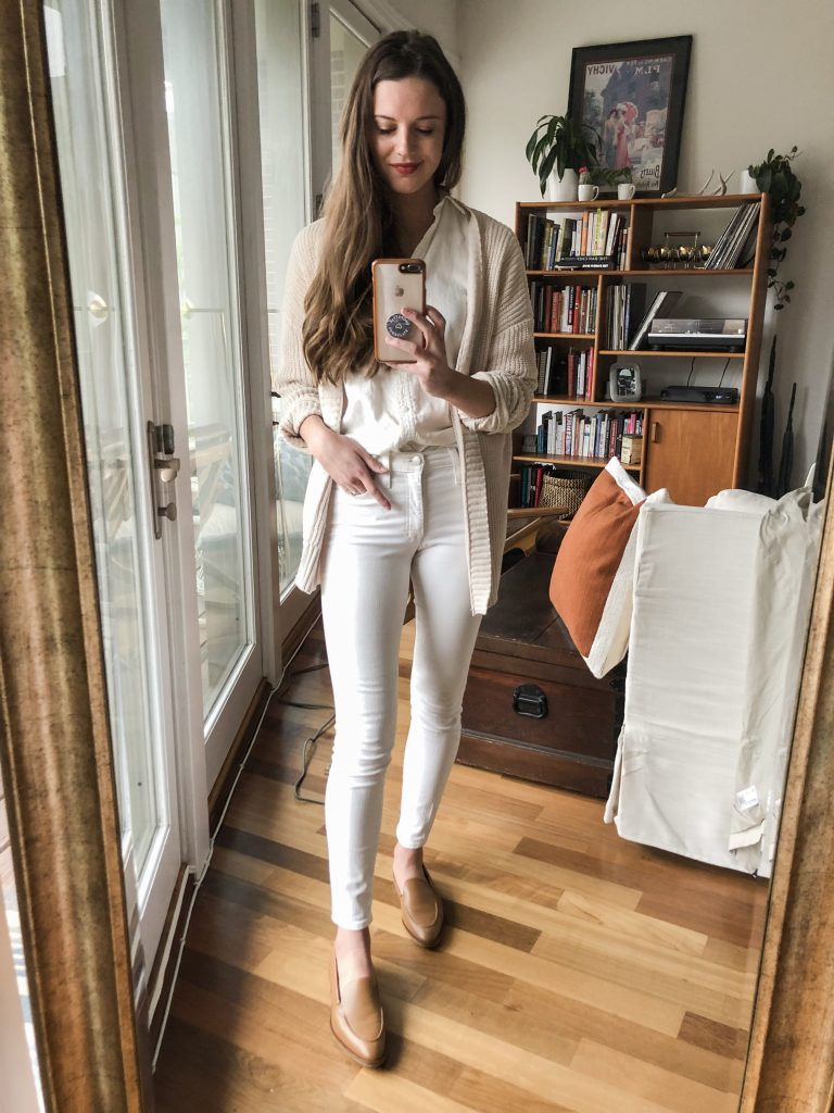 White Denim Jeans outfit idea White Denim Jeans outfit idea
