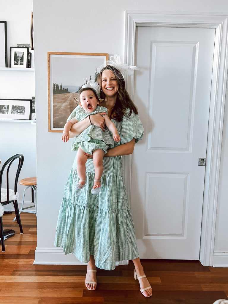 Derby theme mother and daughter costume Derby theme mother and daughter costume