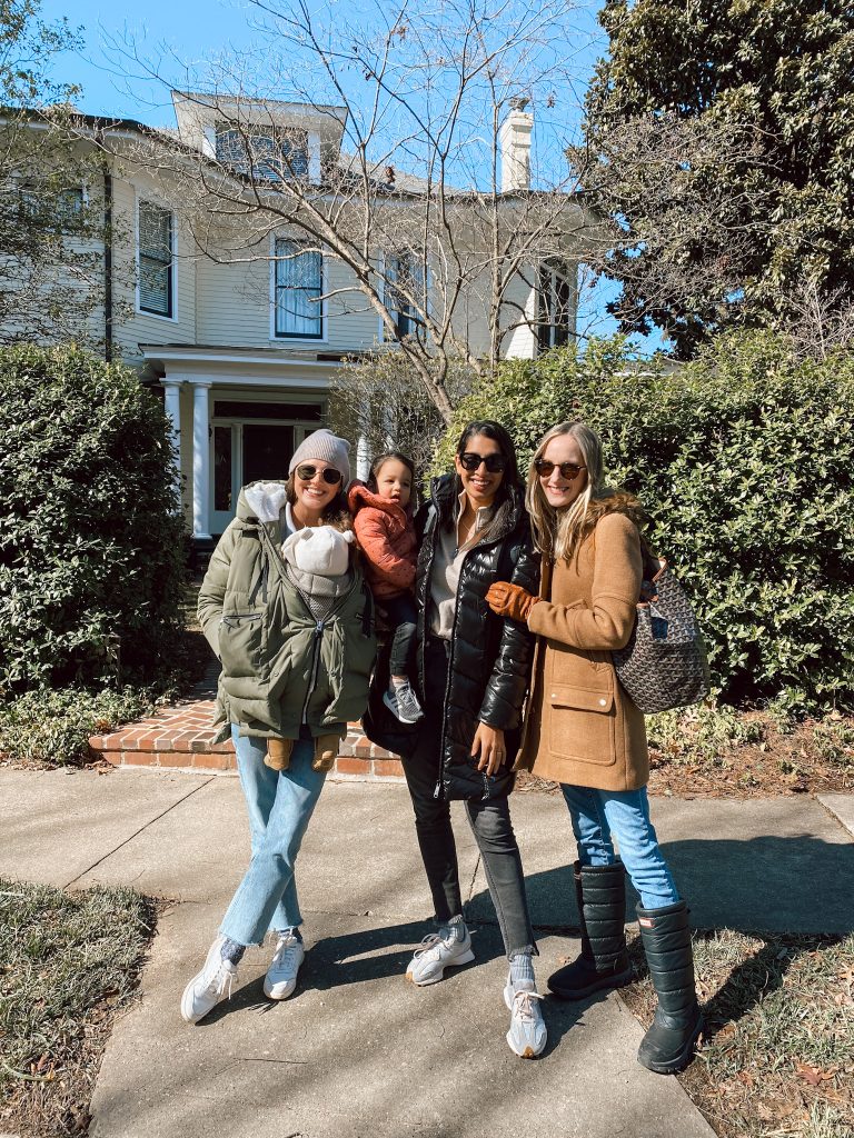 mom friends How to make mom friends